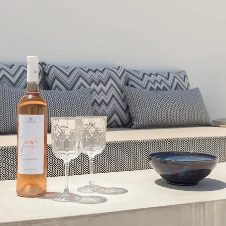 Nevma Boutique * Naousa (Paros)